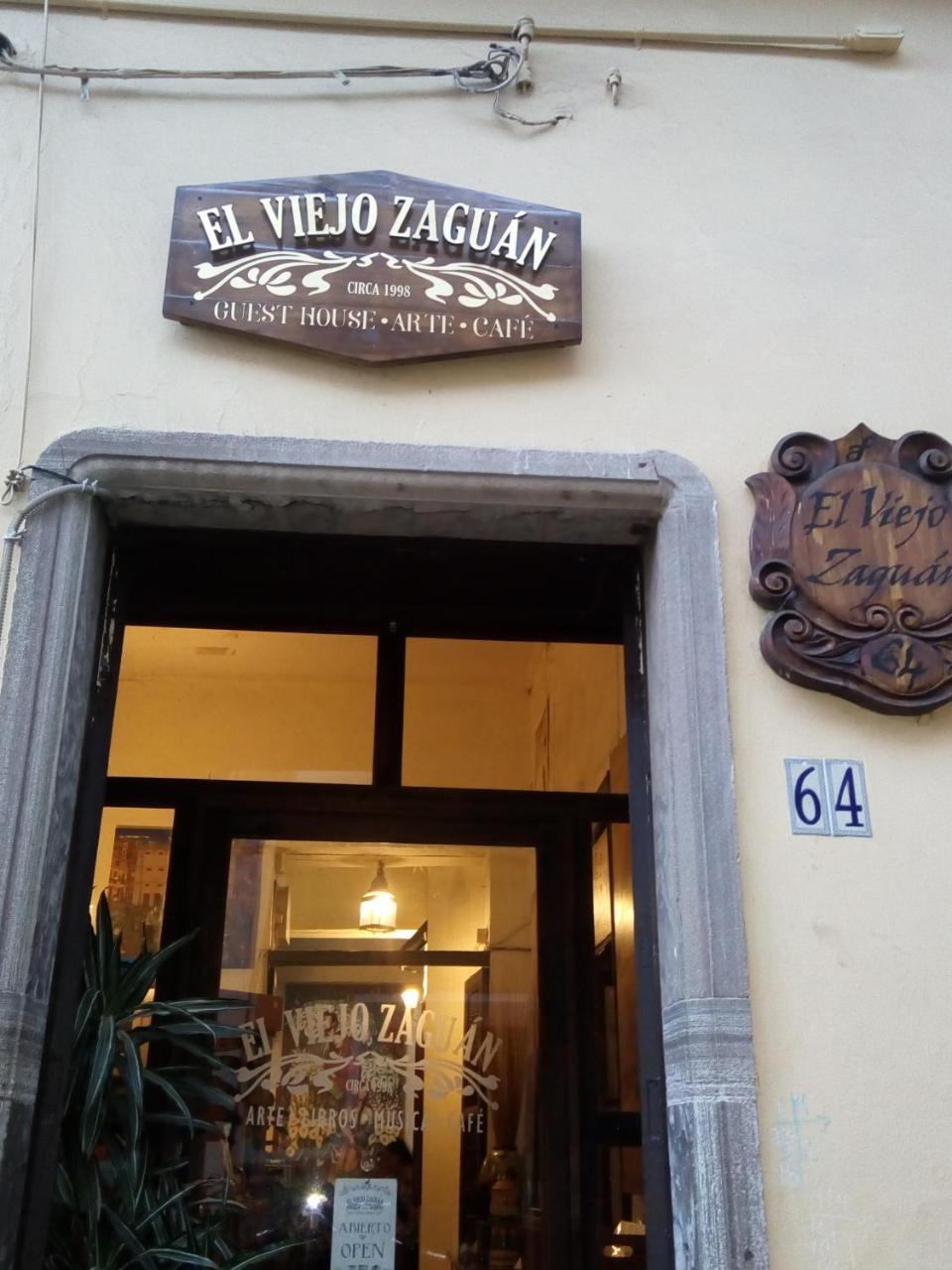 El Viejo Zaguan By Lunian 2*